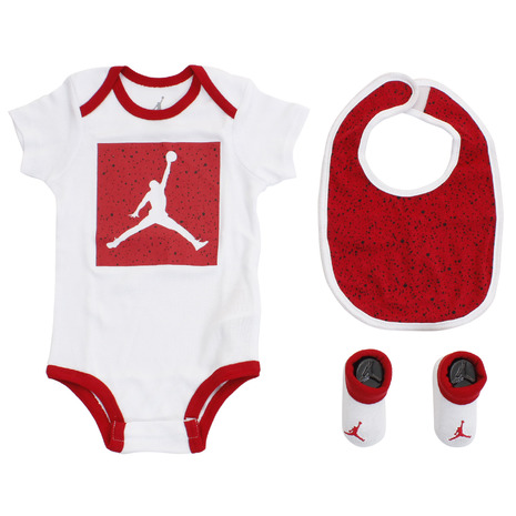 Другие товары Jordan, Детский комплект - боди, пинетки и слюнявчик Air Jordan Jumpman Starter Set
Другие товары Jordan, Детский комплект - боди, пинетки и слюнявчик Air Jordan Jumpman Starter Set
